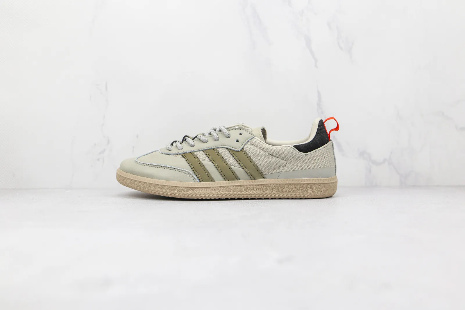 Adidas Originals Samba OG Sesame Cyber Metallic Core Black EE6664