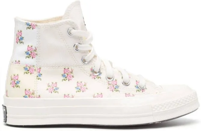 Converse Chuck Taylor hi-top sneakers Neutrals