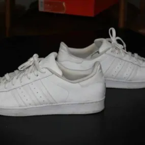 Mens Adidas Superstar Sneakers White 2015 B27136 SZ 10.5...