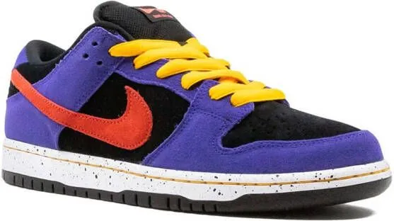 Nike SB Dunk Low 