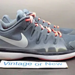 Women's Nike Zoom Vapor 9.5 Sharapova Tour Dark Grey Man...